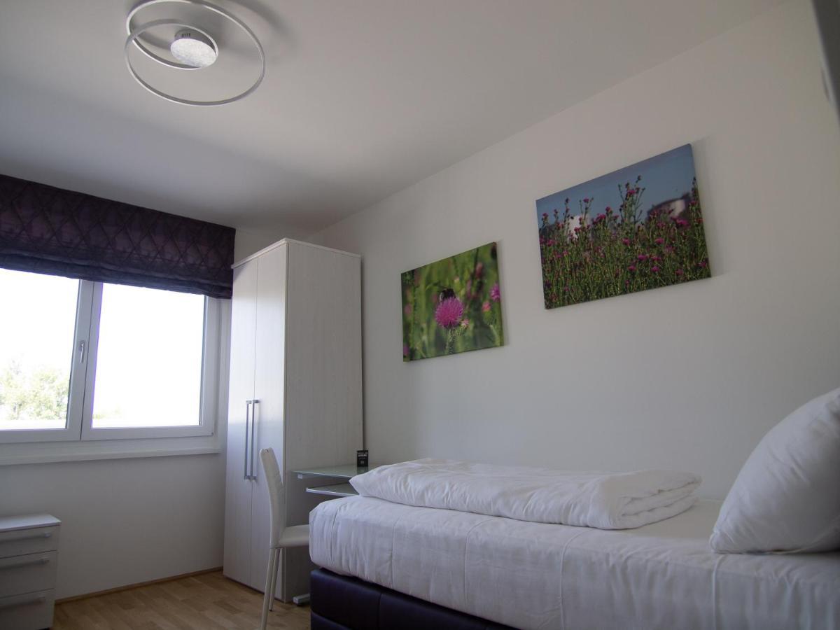 Rooftop Tulln Operated By Revliving تولين المظهر الخارجي الصورة